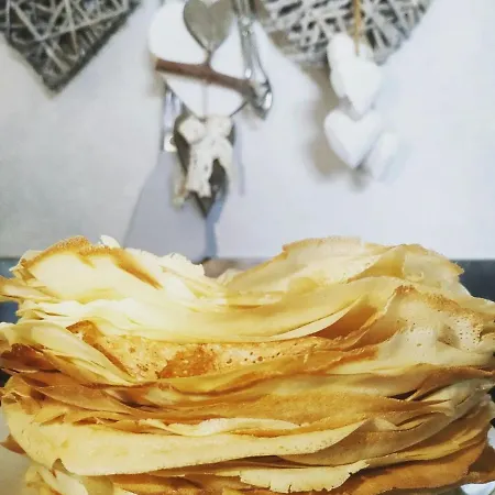 Polercia לינה וארוחת בוקר 3*