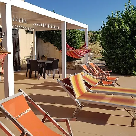 לינה וארוחת בוקר Polercia